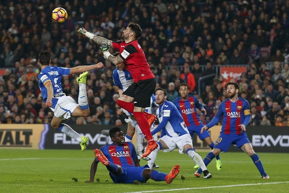 Chùm ảnh: Sevilla thắng nhọc 