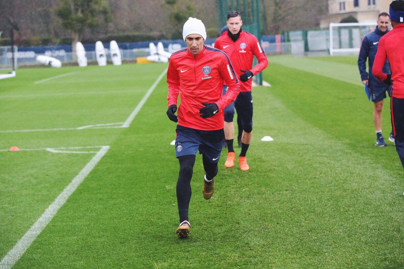 PSG tươi tắn hội quân sau kì nghỉ dài - Bóng Đá