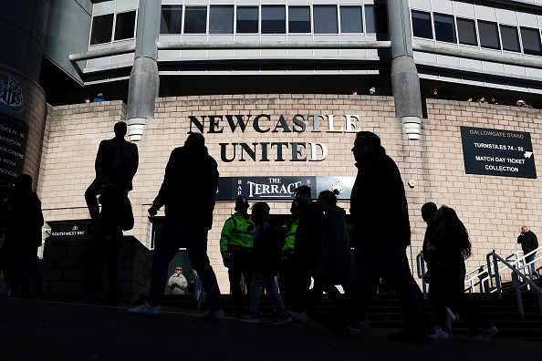Newcastle đến sân cực sớm, quyết lấy điểm trước Man Utd - Bóng Đá