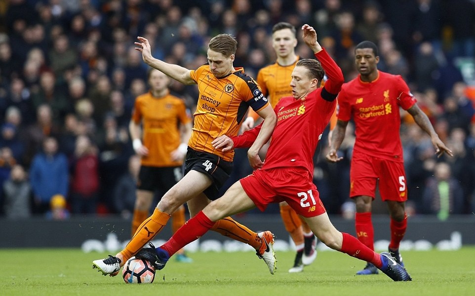 Chùm ảnh: Liverpool cúi mặt ngay tại Anfield trước Bầy sói - Bóng Đá