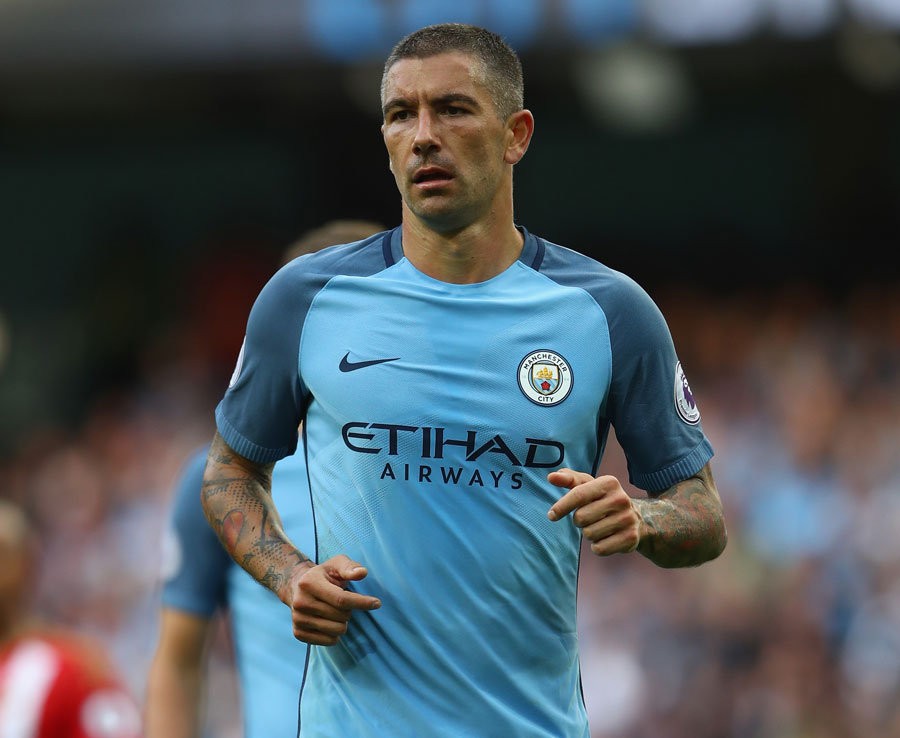 Đấu Bournemouth, Pep tiếp tục để Aguero dự bị - Bóng Đá