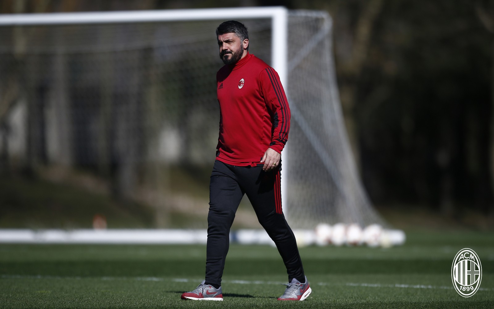 Milan 'liệt cánh' phải trước màn tái đấu Arsenal - Bóng Đá