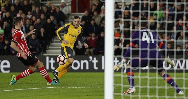Southampton bị Pháo thủ bắn tơi tả - Bóng Đá