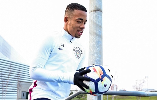 Jesus và Sterling sung sức, sẵn sàng chiến Arsenal - Bóng Đá