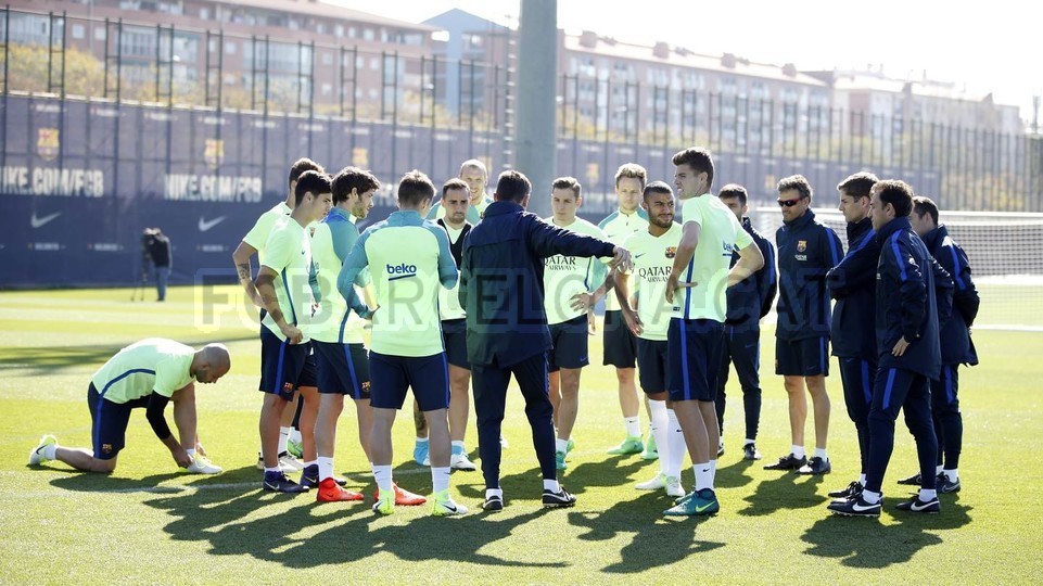 barca tập luyện - Bóng Đá