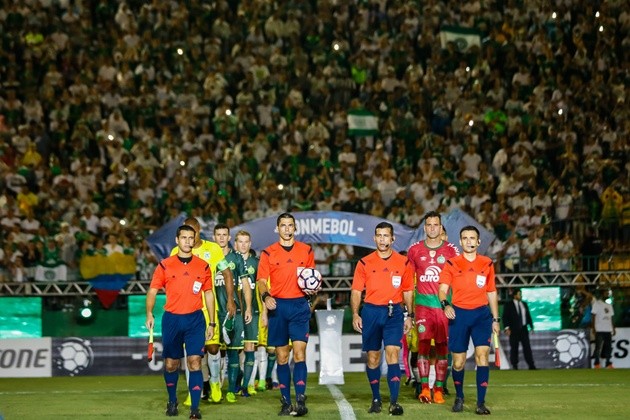 Gác nỗi đau, Chapecoense chơi tưng bừng ở trận Siêu cúp - Bóng Đá