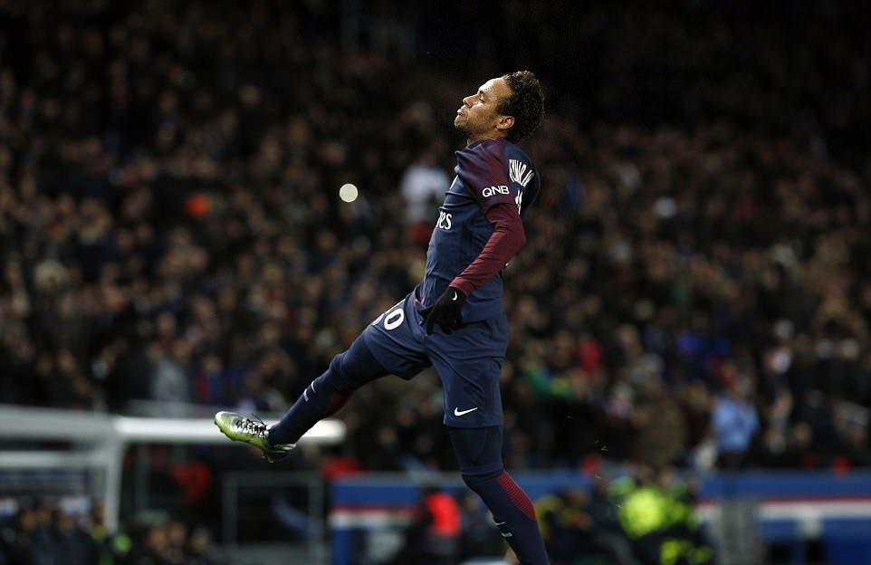  - Bóng Đá