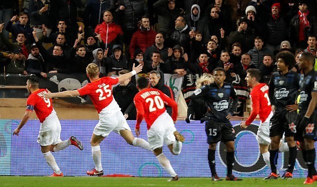 Monaco 2-2 Nice: Balotelli gọi, Falcao trả lời - Bóng Đá