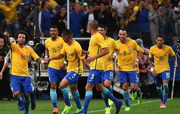 Neymar thăng hoa, Brazil thắng trận thứ 8 liên tiếp - Bóng Đá