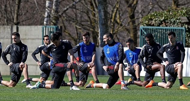 Gattuso đốc thúc AC Milan tập luyện, quyết ngược dòng trước Arsenal - Bóng Đá