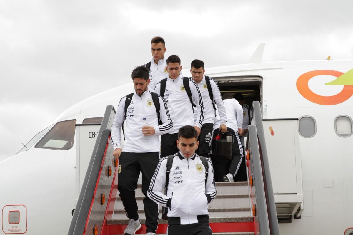 Argentina đến Madrid chuẩn bị đối đầu Tây Ban Nha - Bóng Đá