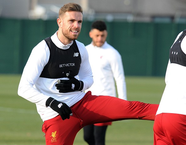 Arsenal và Man City níu chân nhau, Man Utd mừng thầm - Bóng Đá
