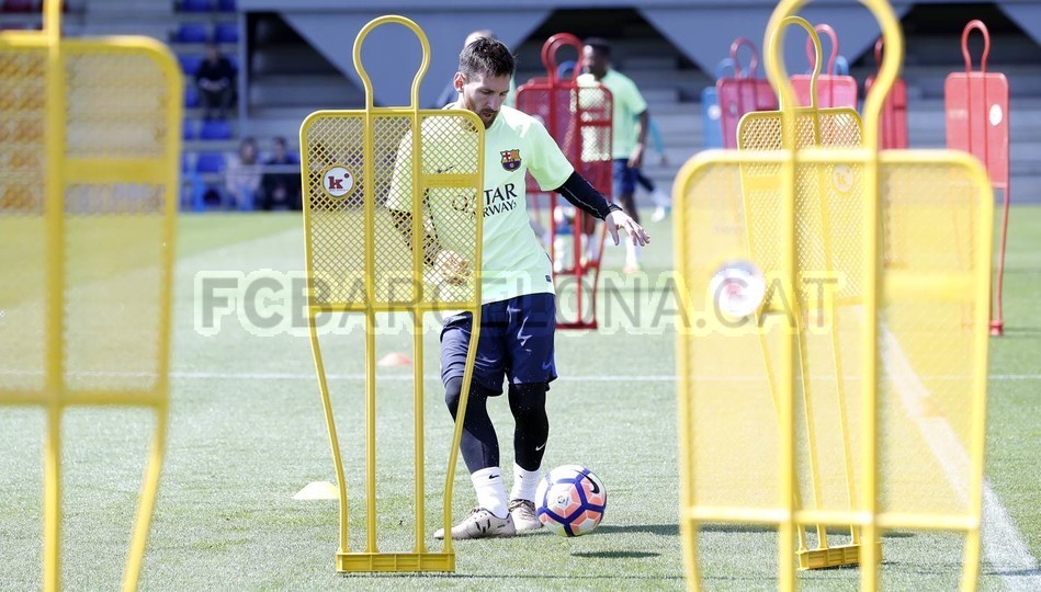 barca tập luyện - Bóng Đá
