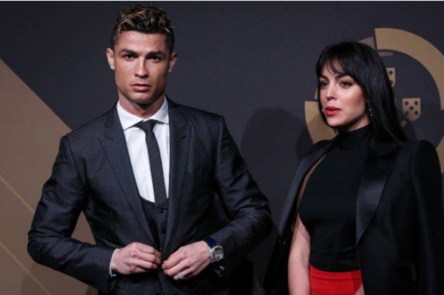 Cristiano Ronaldo hỏi ý Scolari, muốn kết thúc sự nghiệp ở Trung Quốc - Bóng Đá