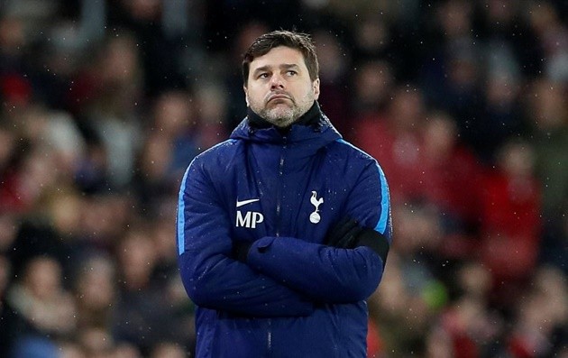 Hàng thủ Tottenham ngơ ngác trước pha đá phản lưới nhà của Davinson Sanchez - Bóng Đá
