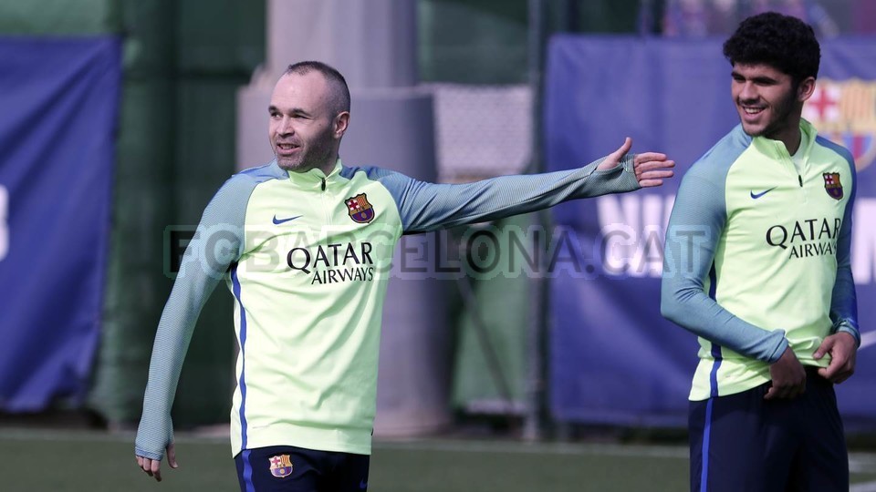 buổi tập của barca - Bóng Đá