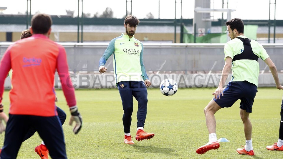 buổi tập của barca - Bóng Đá