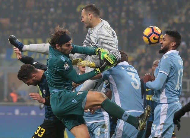 Lazio xuất thần, Inter bị ngắt mạch bất bại - Bóng Đá