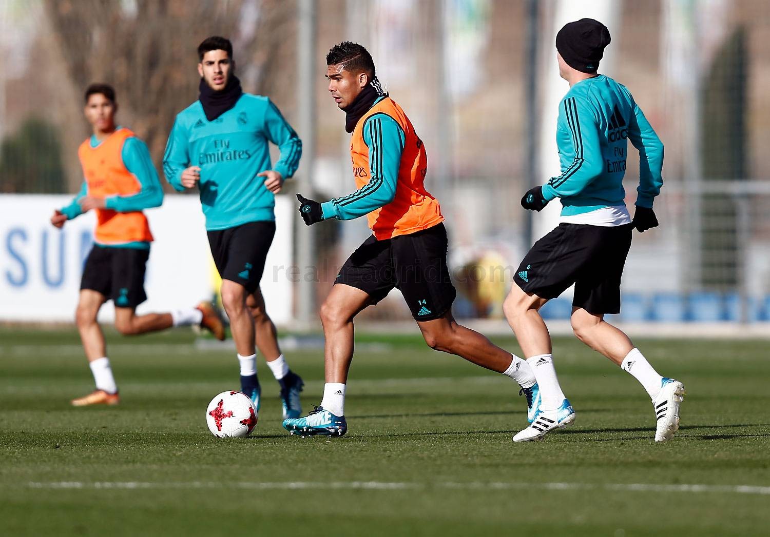 Real Madrid tập luyện - Bóng Đá