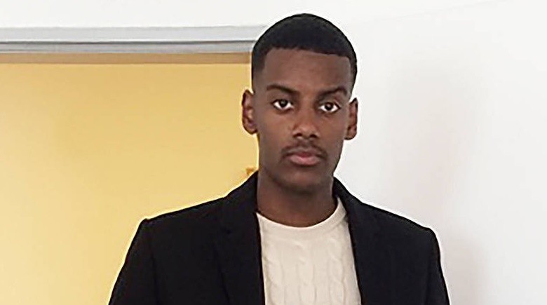 'Ibra mới' Alexander Isak rạng ngời trong áo đấu Dortmund - Bóng Đá