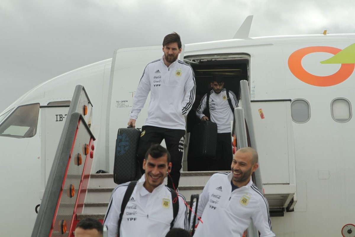 Argentina đến Madrid chuẩn bị đối đầu Tây Ban Nha - Bóng Đá