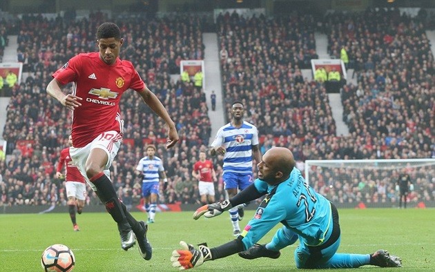 Chùm ảnh: Man Utd dễ dàng hạ gục Reading 4 bàn không gỡ - Bóng Đá