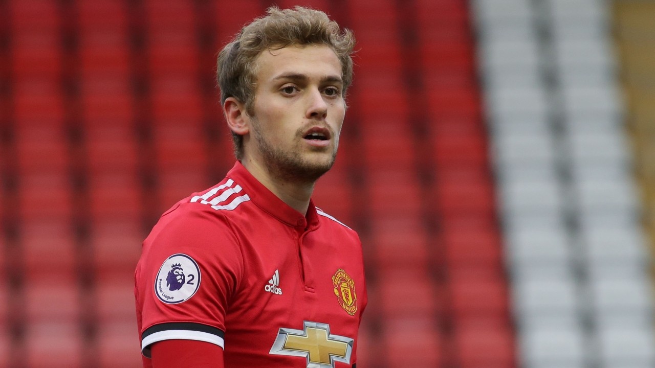 CHÍNH THỨC: Man Utd chia tay ngôi sao đầu tiên trong mùa Đông - Bóng Đá