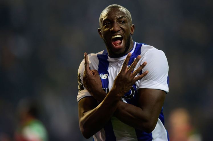 Man Utd đấu đá Chelsea vì tiền đạo Porto - Bóng Đá