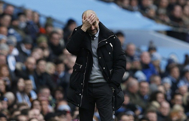 Chùm ảnh: Man City vượt khó nhờ bàn thắng muộn của Jesus - Bóng Đá