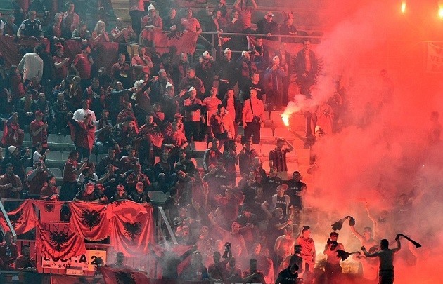 Trận đấu 1000 đầy khói lửa của Buffon - Bóng Đá