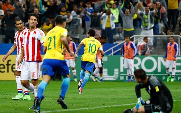 Neymar thăng hoa, Brazil thắng trận thứ 8 liên tiếp - Bóng Đá