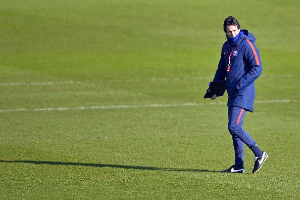 Dani Alves thể hiện tài 