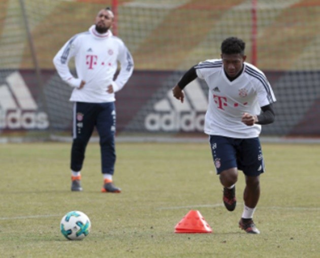 Juan Bernat được Jupp Heynckes uốn nắn từng chút một - Bóng Đá