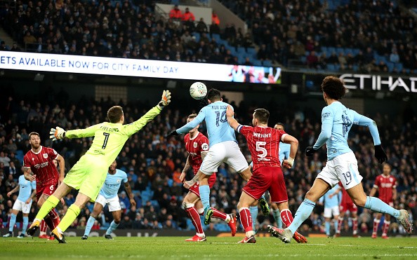 Sáng thắng, tối đã tập, Man City 'không kịp thở' với lịch thi đấu - Bóng Đá