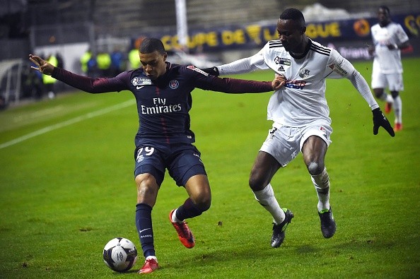 Mở tỉ số trên chấm 11m, Neymar đưa PSG vào bán kết - Bóng Đá