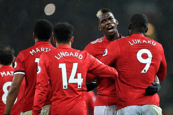 Sân tập Man United đón 2 khách quý - Bóng Đá