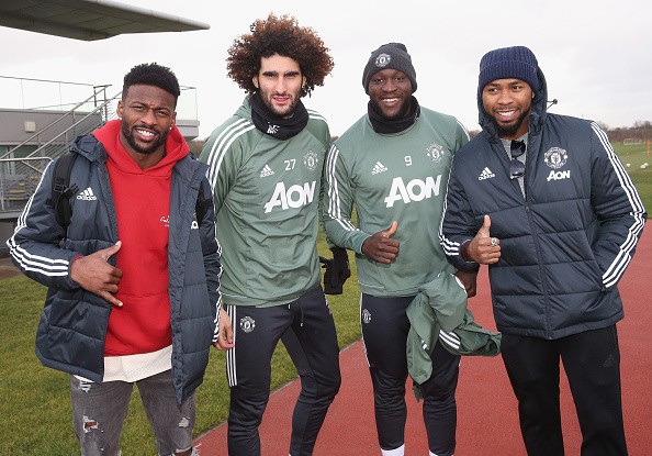 Sân tập Man United đón 2 khách quý - Bóng Đá