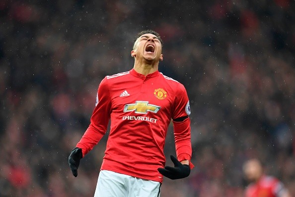 TRỰC TIẾP Man United 0-0 Huddersfield: Cơ hội đầu tiên (Hiệp 1) - Bóng Đá