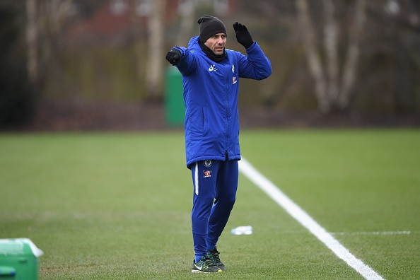 Conte trầm tư, lo sợ West Brom 'đá' ghế - Bóng Đá