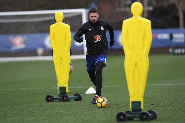 Conte trầm tư, lo sợ West Brom 'đá' ghế - Bóng Đá