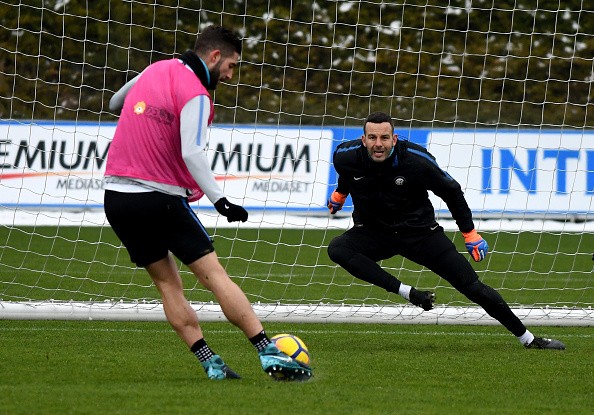 Icardi 'hơn cả sẵn sàng' trước derby thành Milan - Bóng Đá