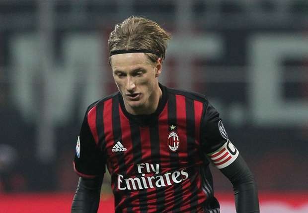 CHÍNH THỨC: Đội phó AC Milan nghỉ hết mùa - Bóng Đá