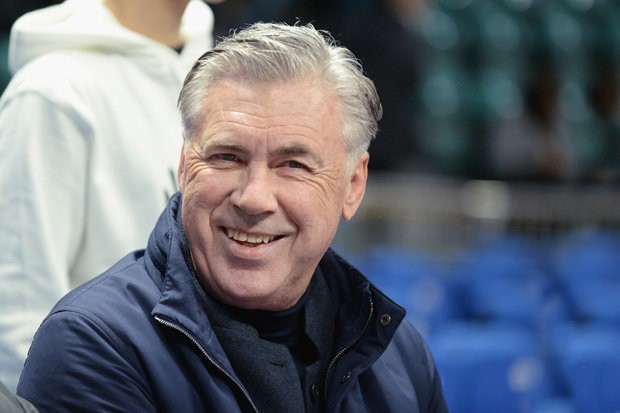 Ancelotti hất bay ghế Wenger lên dẫn dắt Arsenal - Bóng Đá