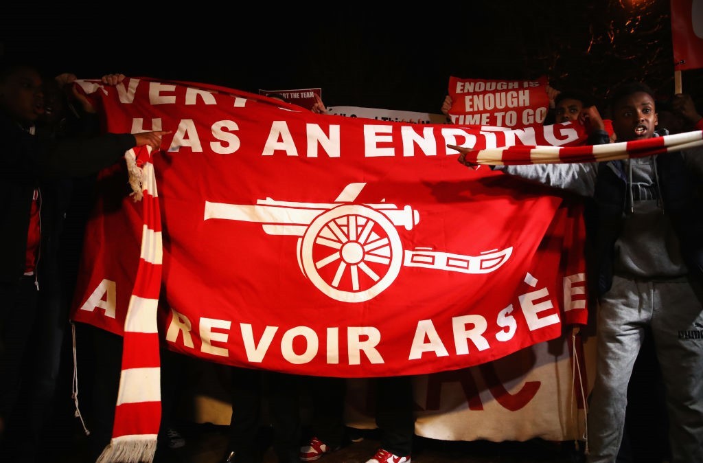 Chùm ảnh: CĐV Arsenal lại biểu tình dữ dội đòi Wenger ra đi - Bóng Đá