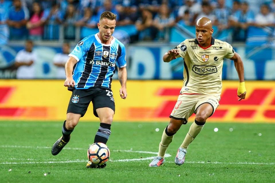 Đánh bại Man United, Barca sở hữu 