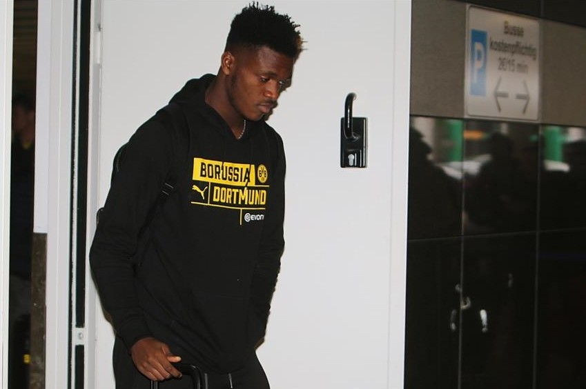 Trở về Đức, dàn sao Dortmund ủ rủ trông thấy - Bóng Đá