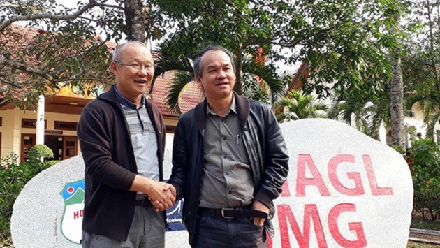 Bệ phóng cho bóng đá nước nhà - Bóng Đá