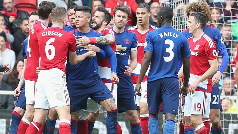Sự thật vụ cầu thủ M.U và Middlesbrough choảng nhau - Bóng Đá