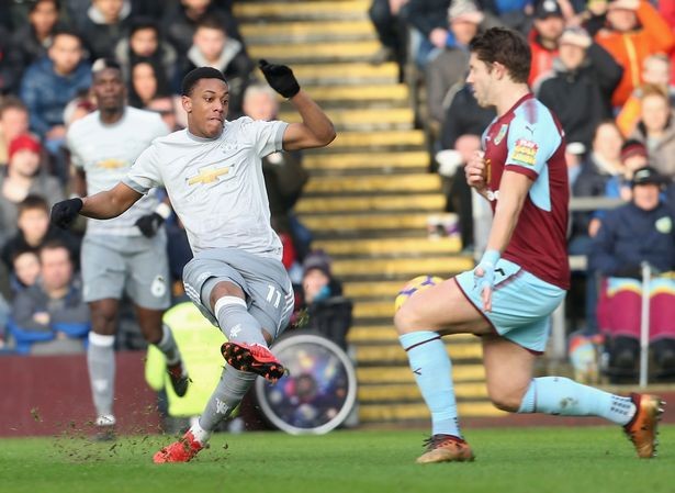 5 điểm nhấn sau trận Burnley 0-1 Man Utd - Bóng Đá