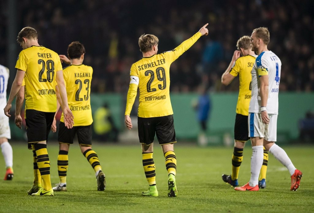 Chùm ảnh: Dortmund hạ gục 